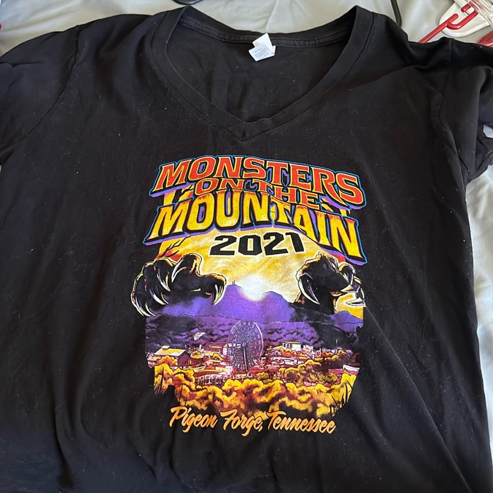 Monsters on the mountain 2021 women’s shirt